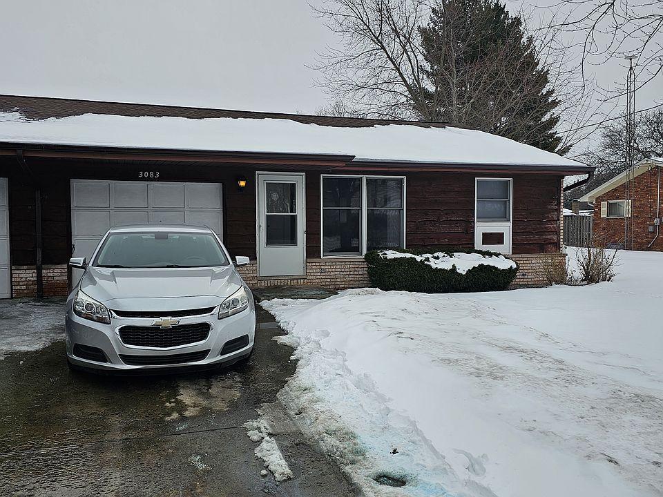 Driveway and private garage.