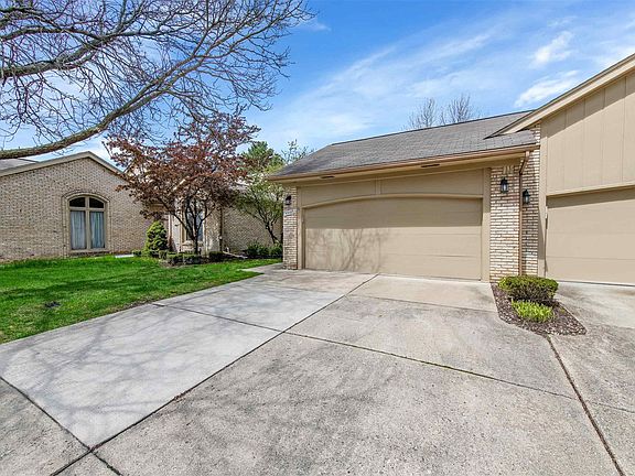 4th image of 43085 W Kirkwood Dr