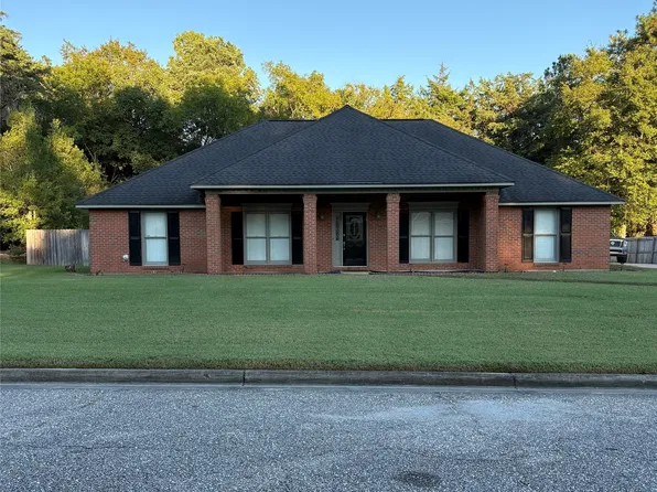4437 Bell Chase Dr, Montgomery, AL 36116