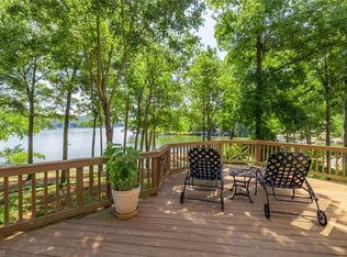 436 Allenton Ferry Dr, New London, NC 28127