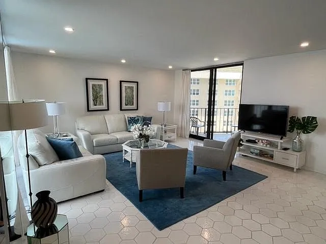 5420 N Ocean Dr #1705 — Photo 11