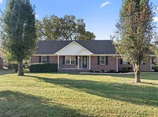 1139 Kent St, Lawrenceburg, TN 38464