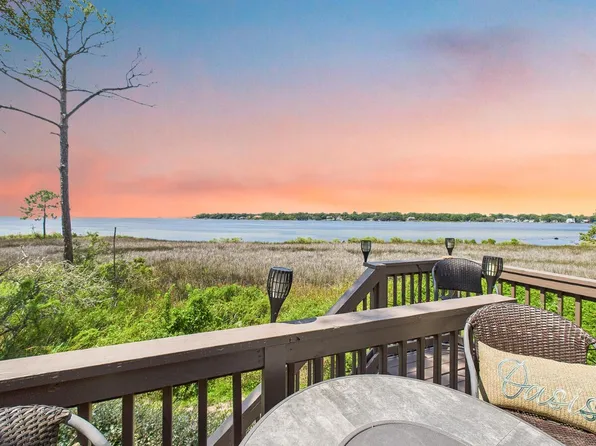 8 Marina Cove Dr, Niceville, FL 32578