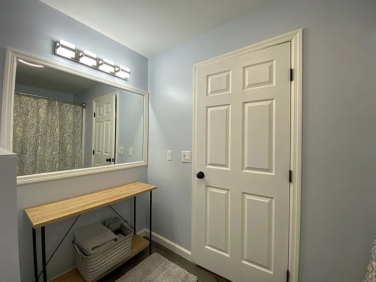 406 Lark Ln #1 — Photo 6