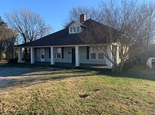 2007 N Elm St, Commerce, GA 30529