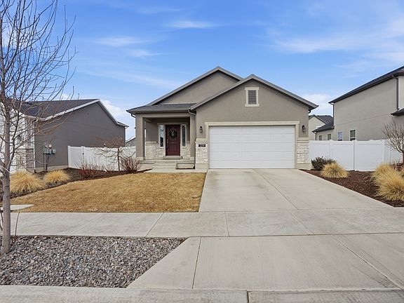 2nd image of 1259 E Kelsey Dr