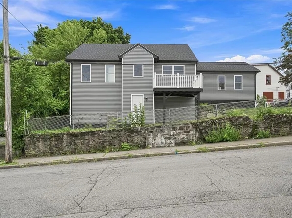 33 Tower St, Pawtucket, RI 02860