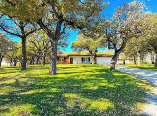 530 Ballard Rd, Weatherford, TX 76088