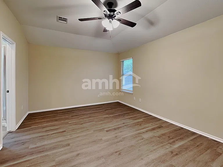 2605 Pearson Way — Photo 12