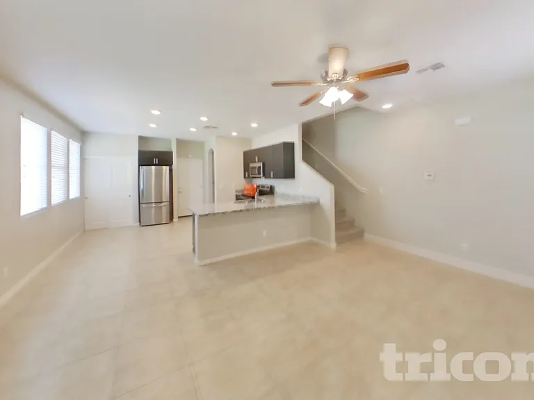12562 W Gentle Rain Rd — Photo 2