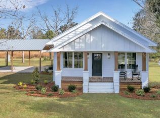 11038 Lanes Bridge Rd, Jesup, GA 31545