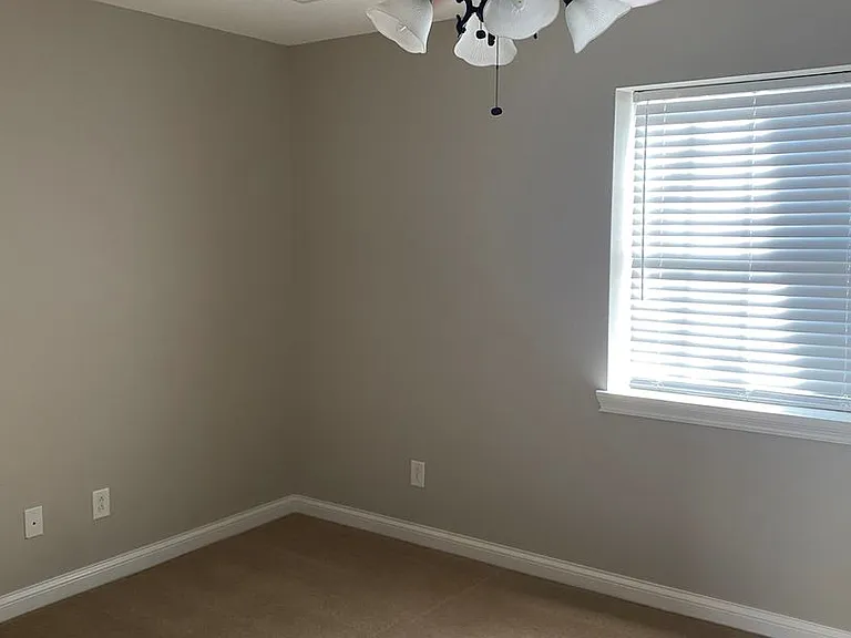 168 E Grande Ave — Photo 25