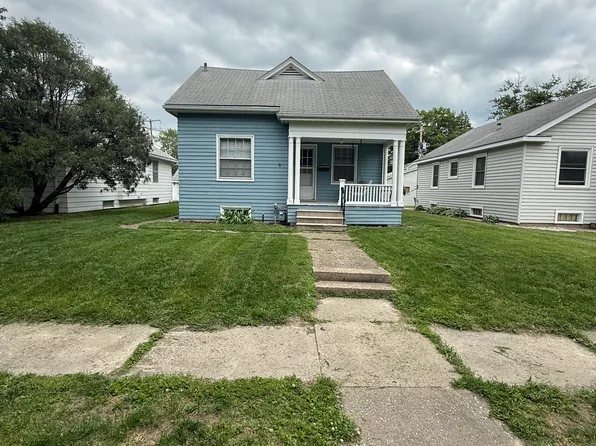 1908 24th St, Moline, IL 61265