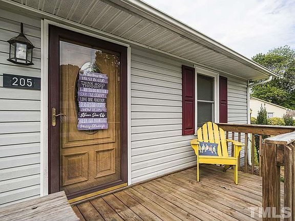 2nd image of 205 Circle Dr