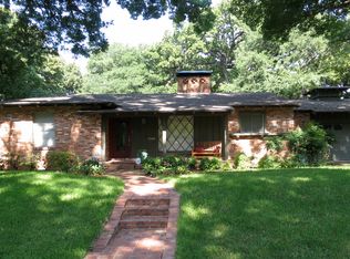 3008 Preston Hollow Rd, Fort Worth, TX 76109