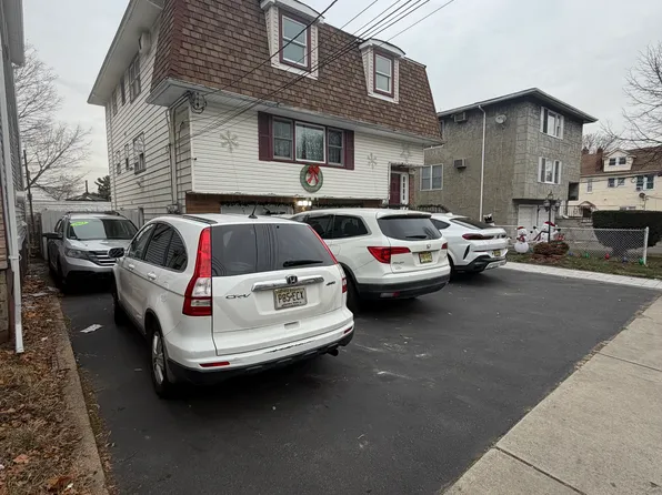 360 Highland Ave Floor 2, Clifton, NJ 07011