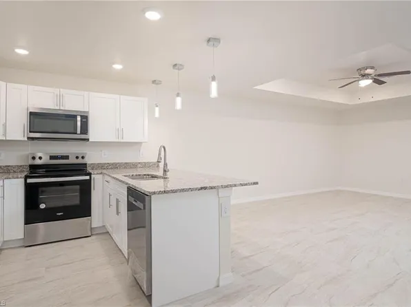 2244 Henderson AVE, FORT MYERS, FL 33916