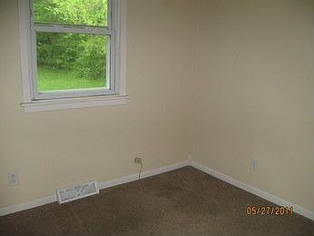 2nd image of 206 Creekview Dr