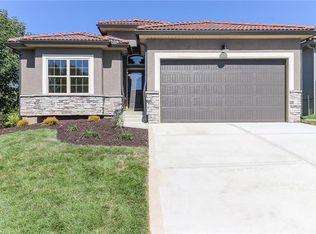 2928 SW 16th St, Lees Summit, MO 64081