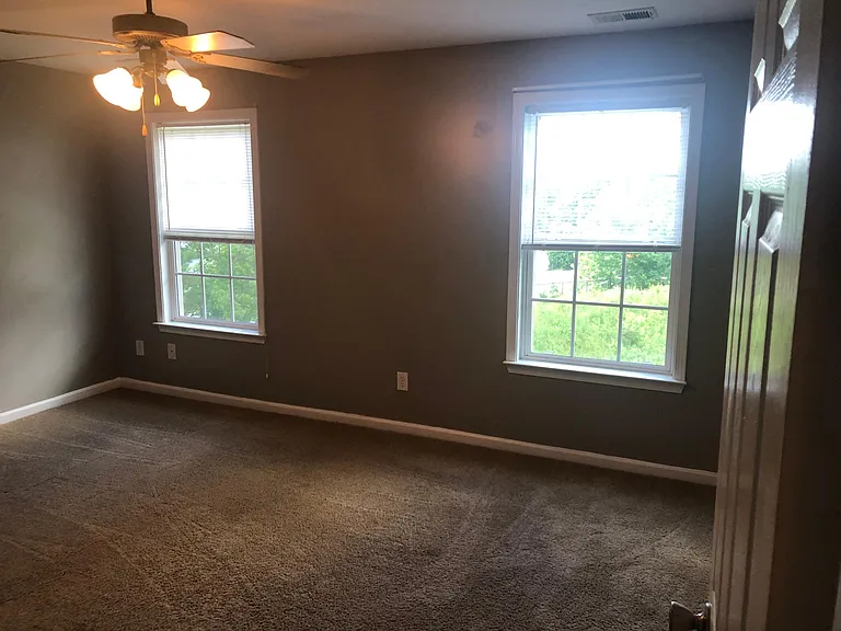 1776 Heights Cir NW — Photo 10