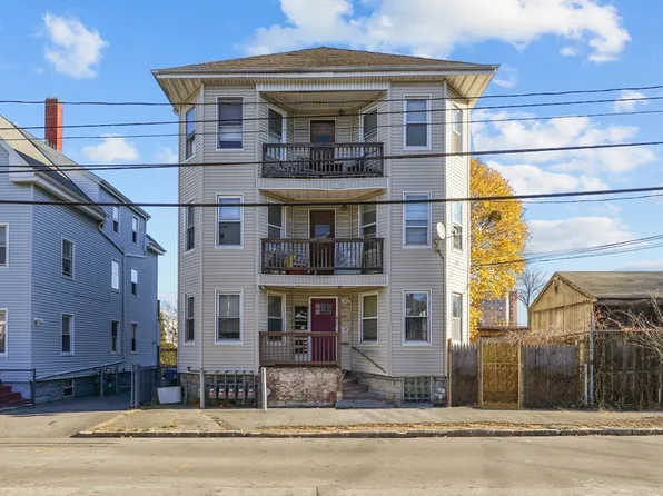 28 Cleveland St, New Bedford, MA 02744