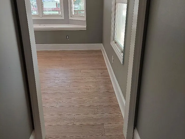 1616 Lisbon Ln — Photo 9