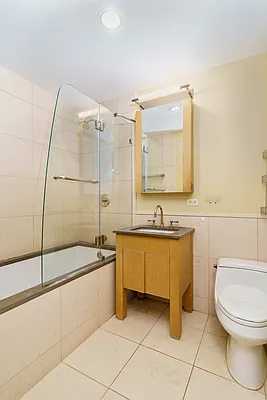 Rented by Acre NY Realty Inc | media 20