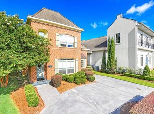 10 Rue Le Ville St, New Orleans, LA 70124