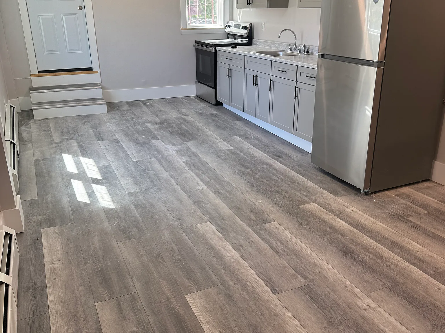 3 bed, $1,850 — Photo 2