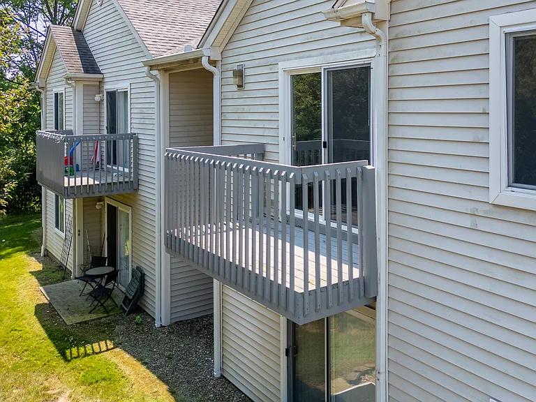 2nd Floor Apartment Balcony