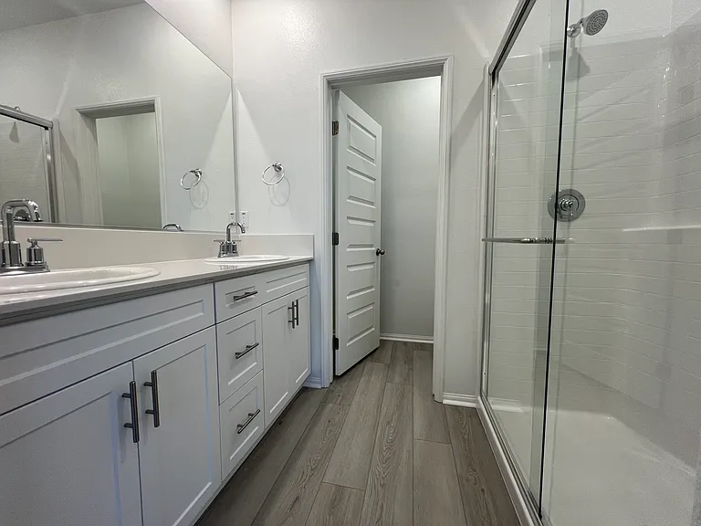 2732 Crozier Ct — Photo 4