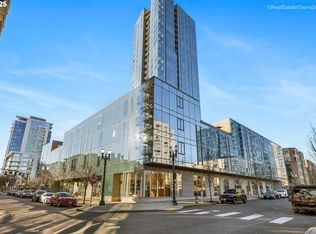1022 NW Overton St #105, Portland, OR