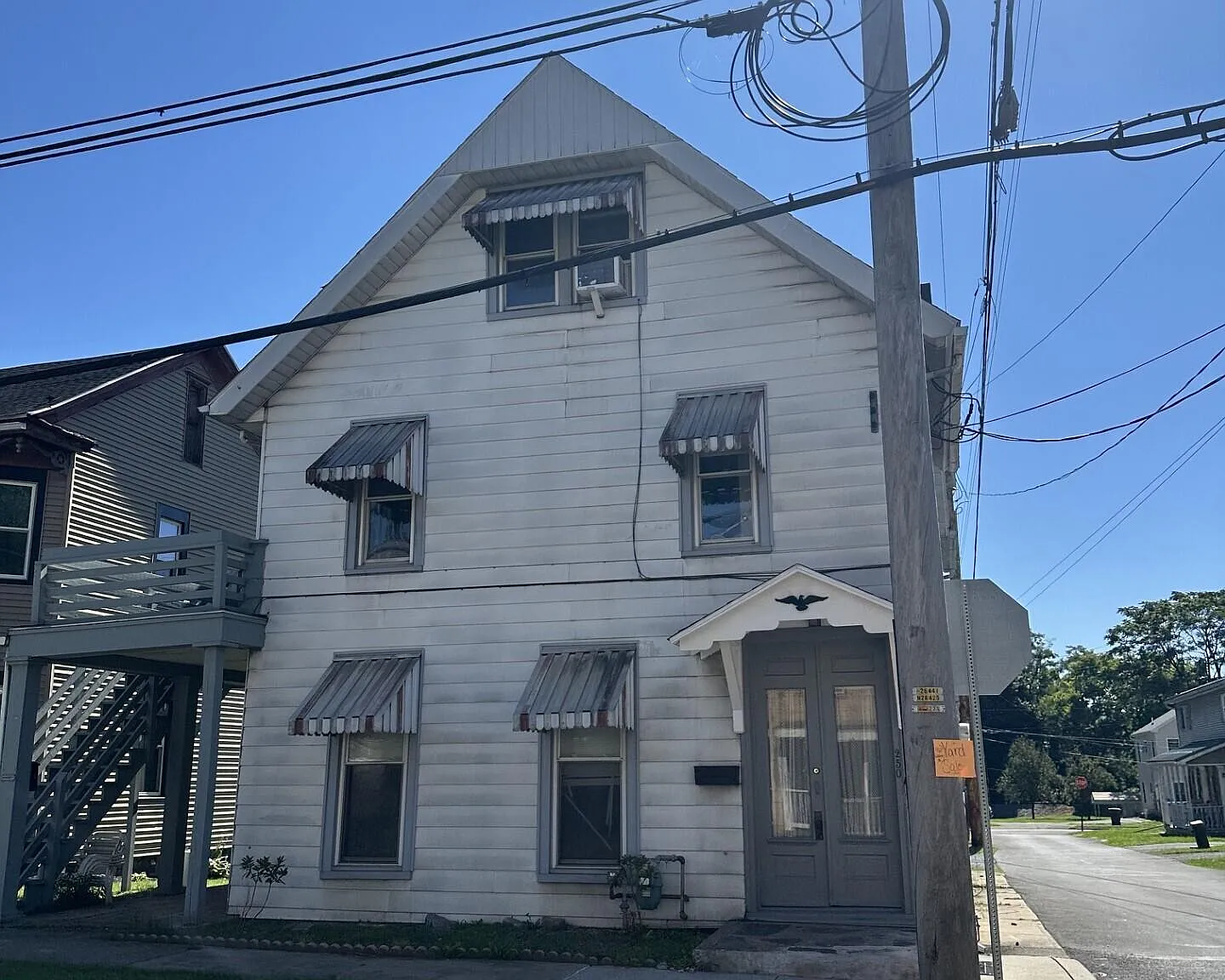 2 bed, 1034 sqft, $1,100 — Photo 1