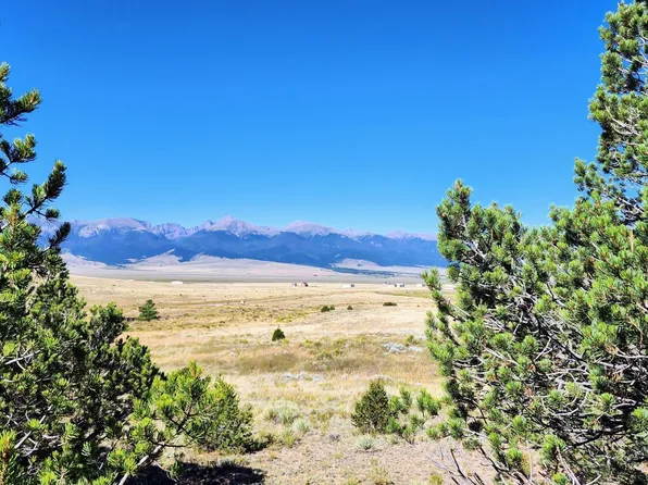 56 Clubhouse Rd, Westcliffe, CO 81252