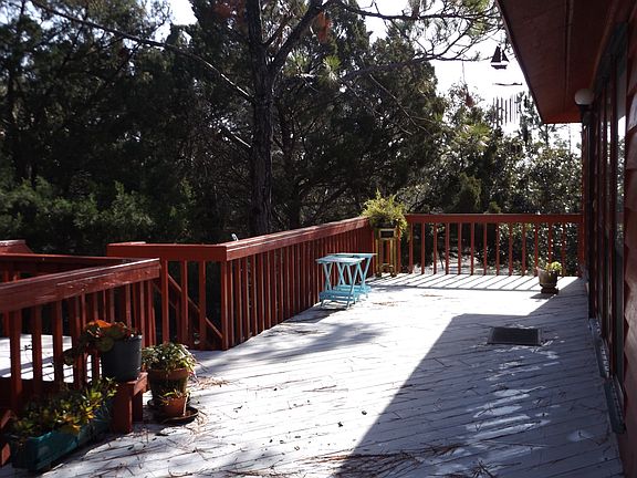 5th image of 541 W Bayshore Dr