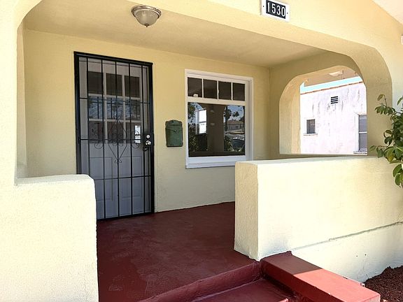 3rd image of 1530 & 1532 S Gaffey St #1530