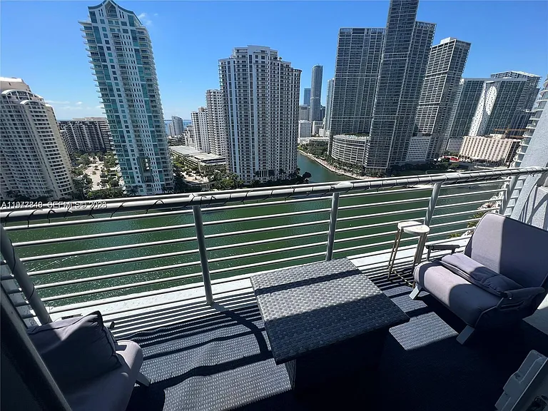 325 S Biscayne Blvd #2415 — Photo 12
