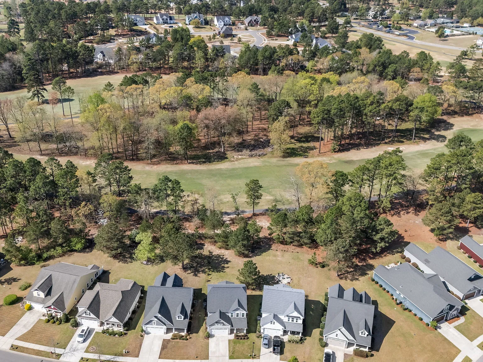 4 bed, 2.5 bath, 2348 sqft, $2,550 — Photo 4