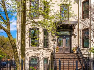 2057 N Howe St, Chicago, IL 60614