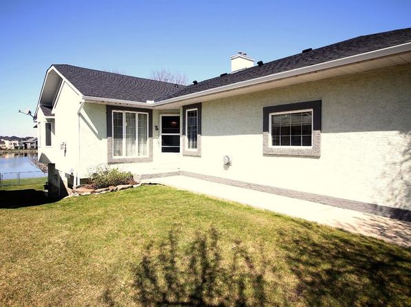 14 E Strathmore Lakes Bay, Strathmore, AB T1P 1L8