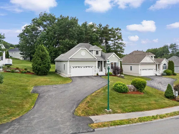 28 Saint Andrews Way, Londonderry, NH 03053