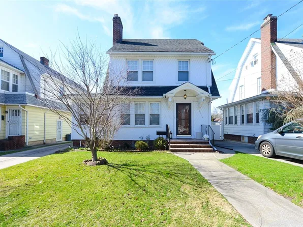 43-12 167 Street, Flushing, NY 11358
