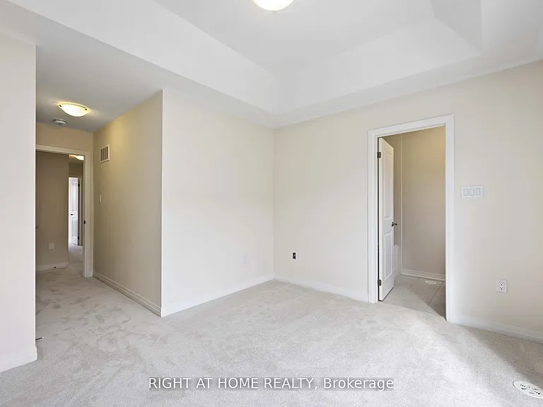 31 Sissons Way — Photo 21
