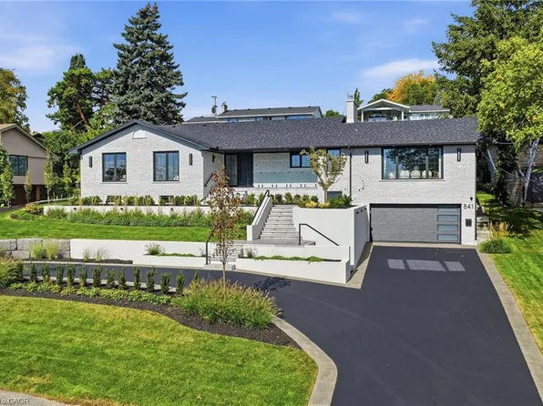 841 Danforth Pl, Burlington, ON L7T 1S1