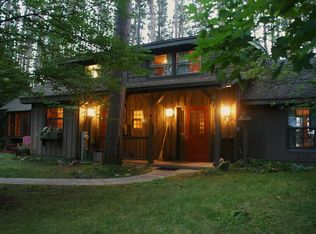 9425 Pinewood Ln, Boulder Junction, WI 54512