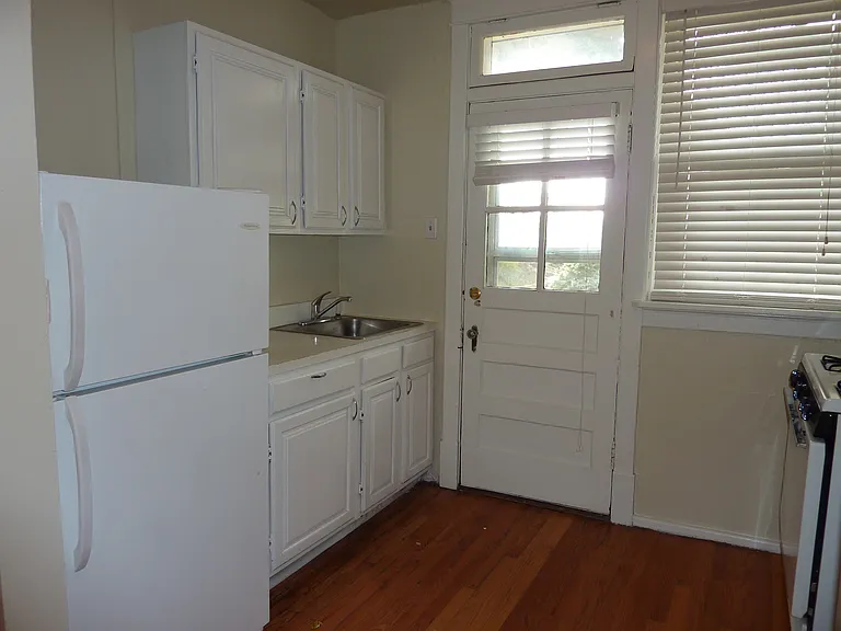 7351 Hoover Ave — Photo 3