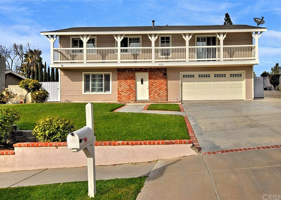 1st image of 18935 Sierra Estates Dr