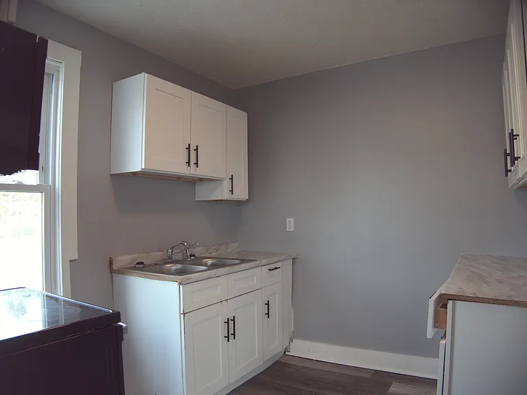 Unit 5 Kitchen