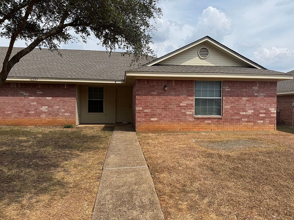 1st image of 10237 Hyacinth Ln #B