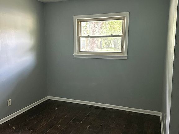 4th image of 4771 Kentucky St